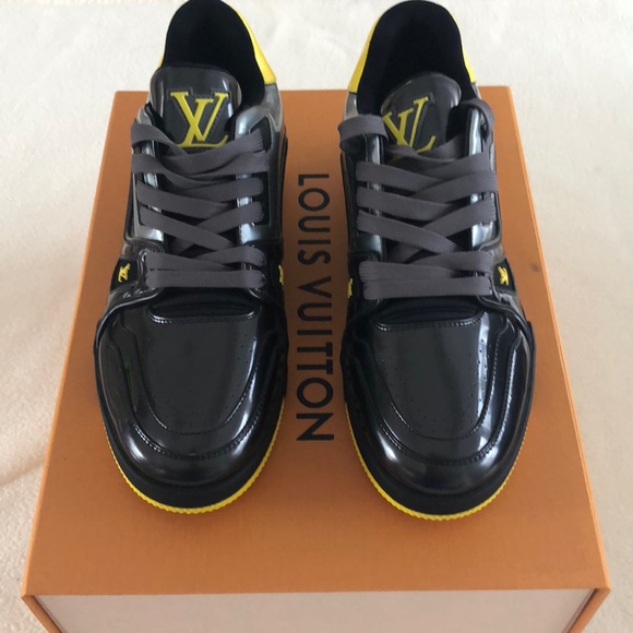 Louis Vuitton Trainer - Picture 1 of 9